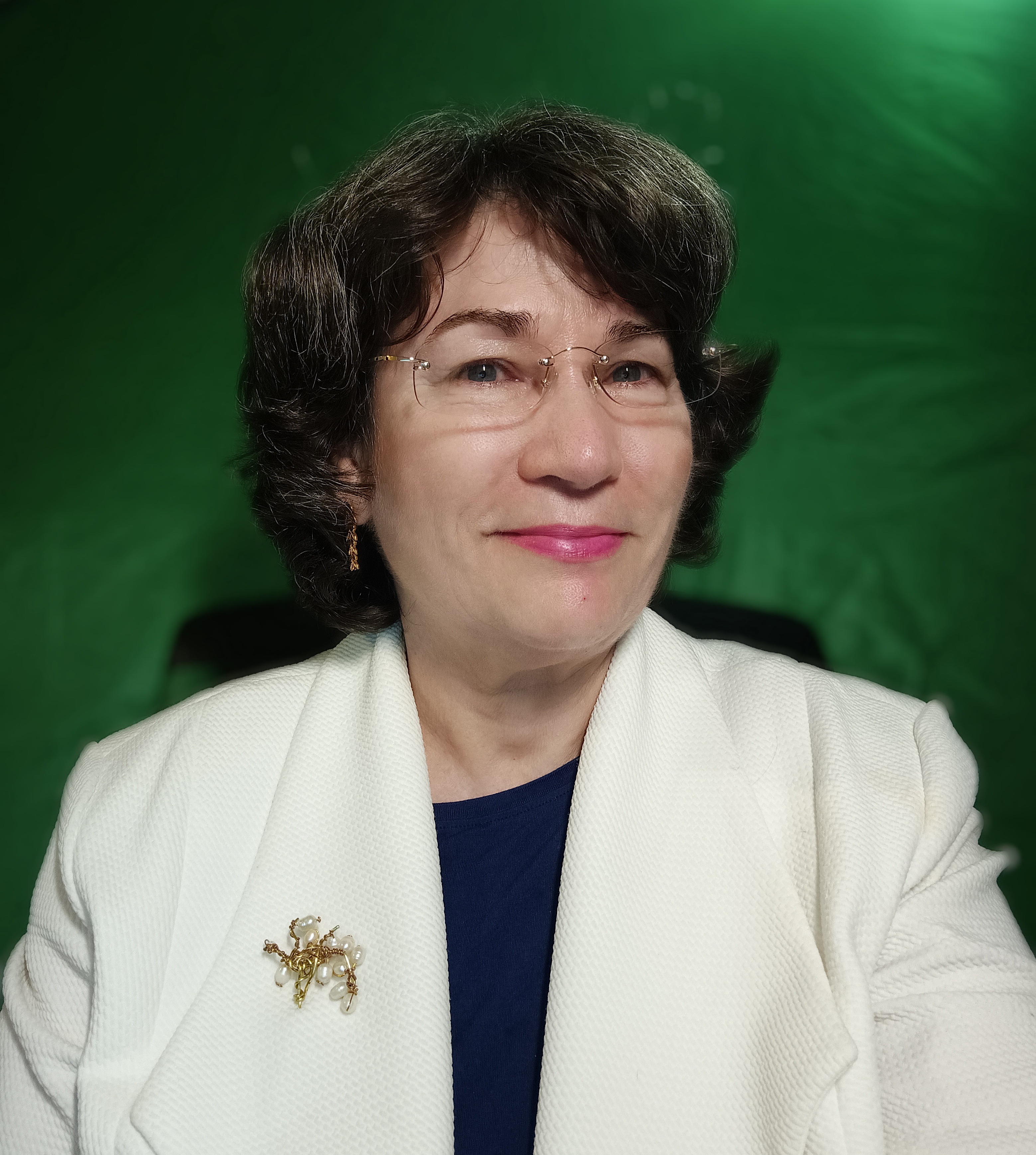 Dr. Cindy Calderon